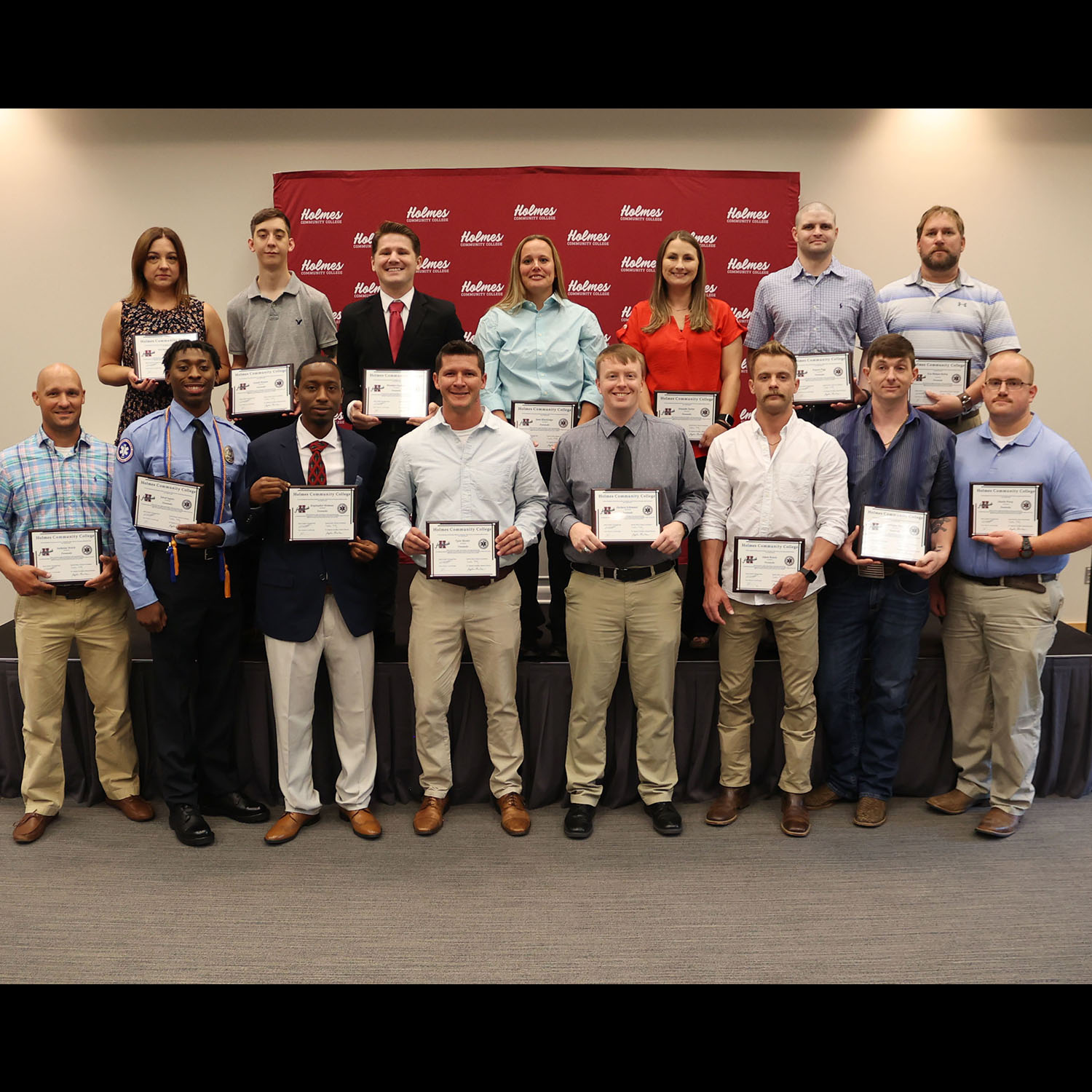 Holmes Ridgeland graduates 16 from EMSParamedic program News HolmesCC
