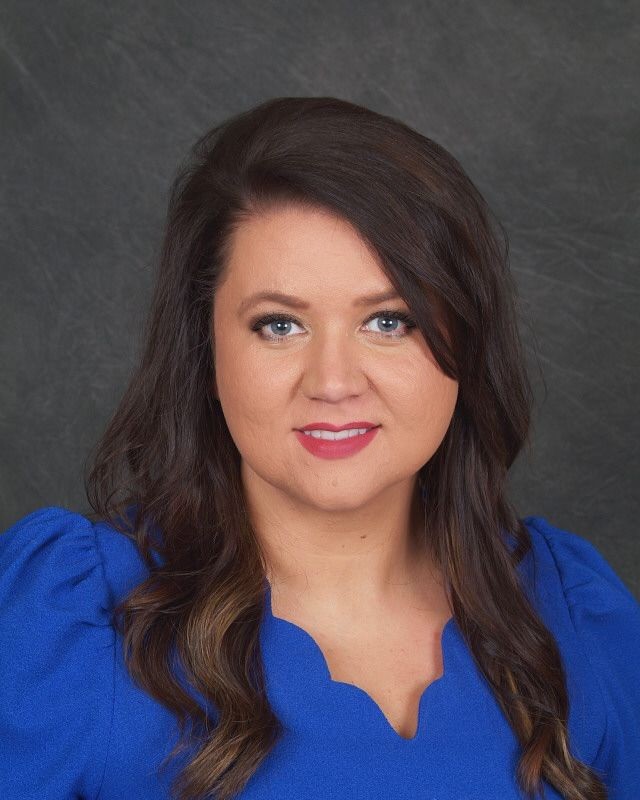 Amber Mabus earns doctoral degree from Murray State University