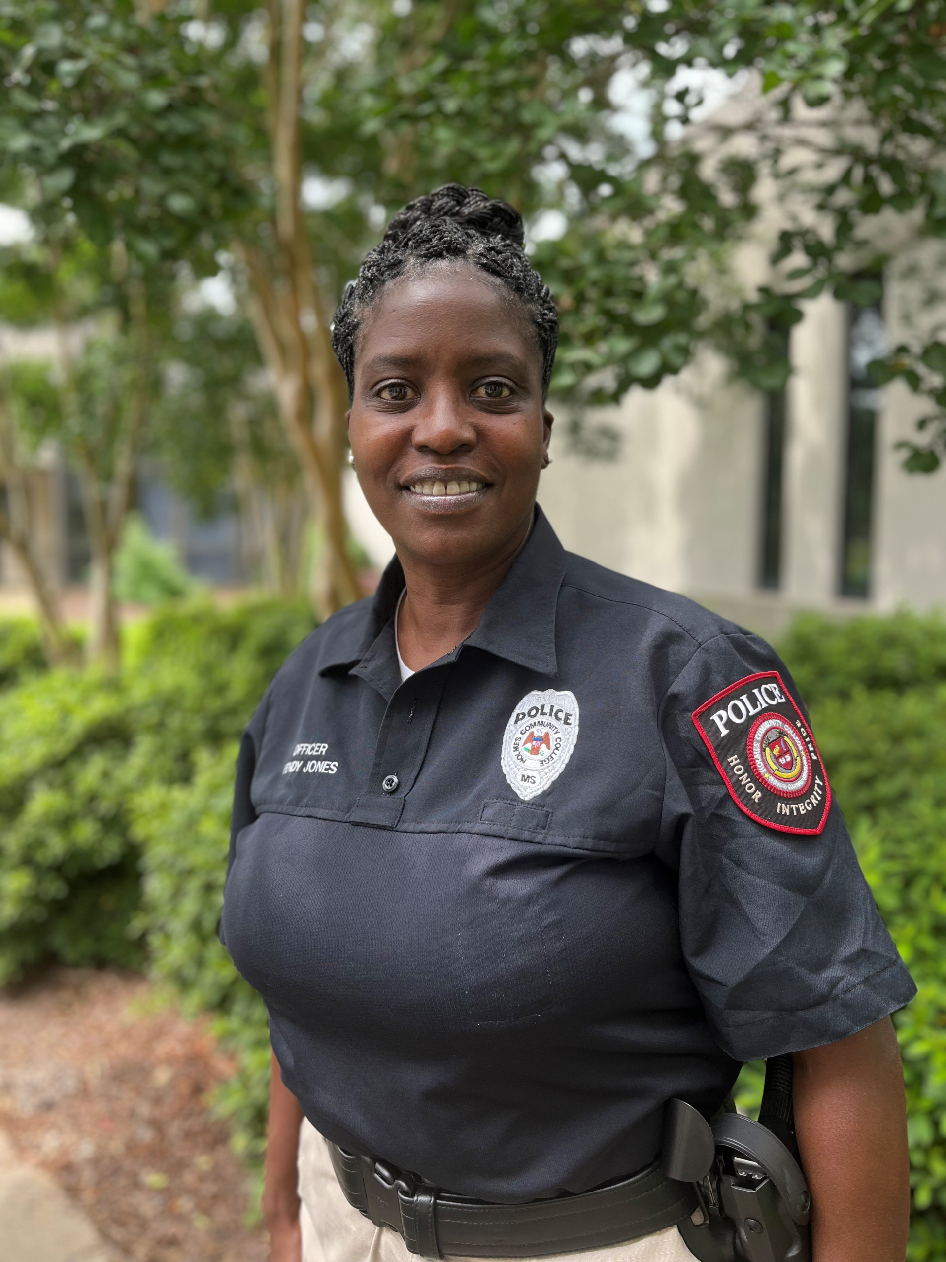 Wendy V. Jones joins the Holmes Community College Grenada family as a campus police