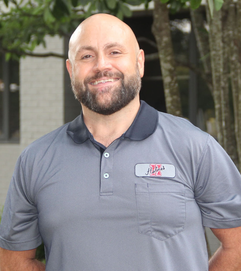 Holmes welcomes Michael Hood to Ridgeland Campus maintenance staff Holmes welcomes Michael Hood to Ridgeland Campus maintenance staff